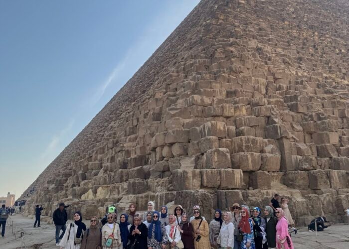 The Great Pyramid of Khufu at Giza seen from its base
